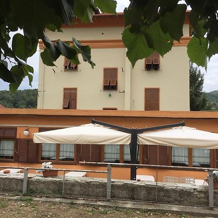 Savignone Albergo Chiara מראה חיצוני תמונה