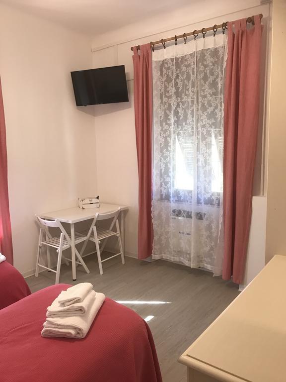 Savignone Albergo Chiara מראה חיצוני תמונה