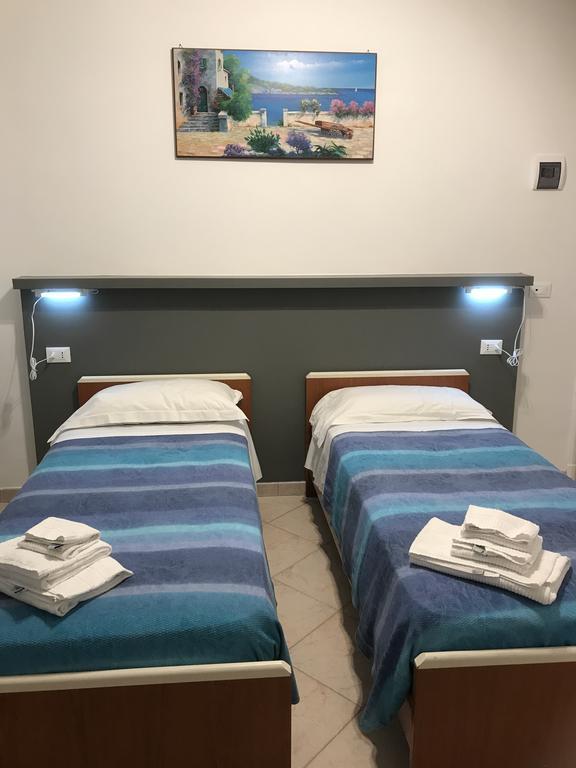 Savignone Albergo Chiara מראה חיצוני תמונה